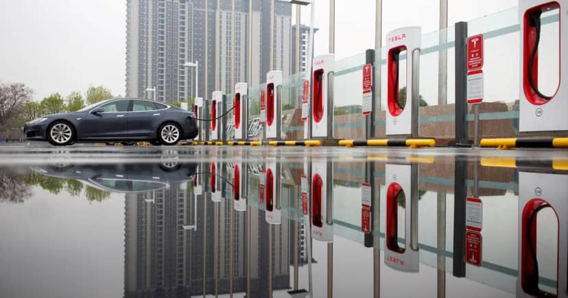 Tesla y un desembarco en etapas en la Argentina