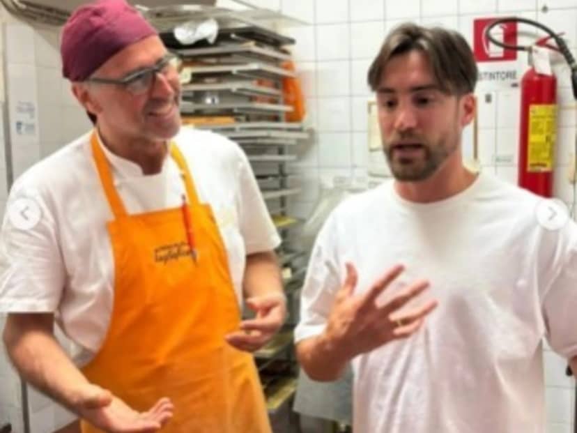 La curiosa visita de uno de los jugadores de la Selección al negocio de sus parientes en Italia
