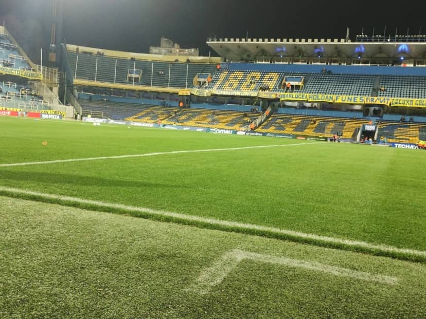 Con cambios, Racing visita a Rosario Central en busca de una revancha