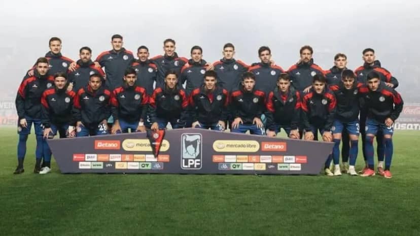 El problema reglamentario con un delantero de San Lorenzo - TyC Sports