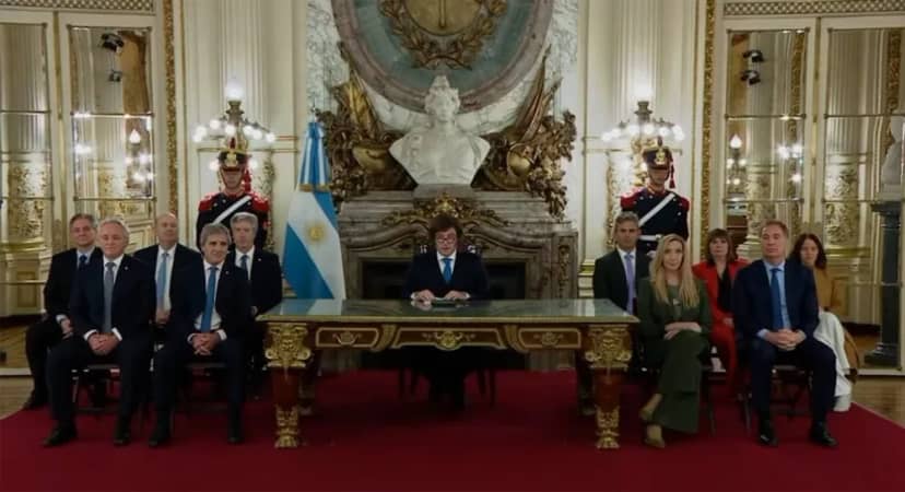 Milei anunció en cadena nacional la reforma del Banco Central