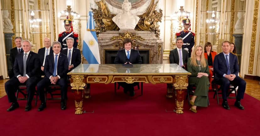 Milei presentó la reforma de la carta orgánica del Banco Central y fija límites al gasto: si hay déficit, frenará pagos en el Estado y no emitirá dinero