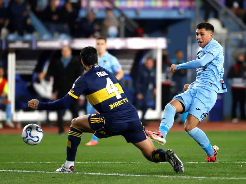 Video: el insólito gol de lateral que le hicieron a Boca, con falla clave de Figal