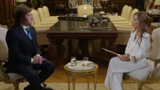 Javier Milei negó el rescate de Estados Unidos y respaldó a Manuel Adorni