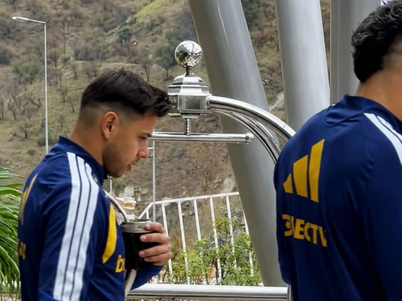 El imprevisto que obligó a suspender el entrenamiento de Boca en Chile