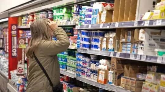 Alerta inflacionaria: Los precios volvieron a subir un 2,05% en julio, según los almaceneros
