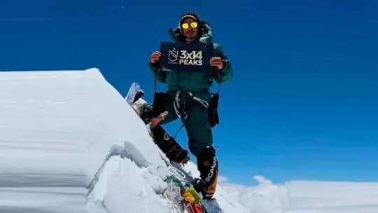 Quién era Nirmal Purja, el mejor alpinista del mundo que murió por una avalancha en Pakistán