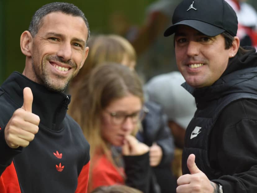 Maxi Rodriguez con Olé: “Con Messi siempre hablamos un poquito de Newell’s”