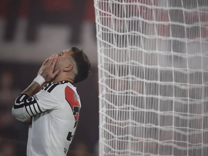 Video: el gol en contra de Otamendi y los errores defensivos de River en el 1-0 de Central