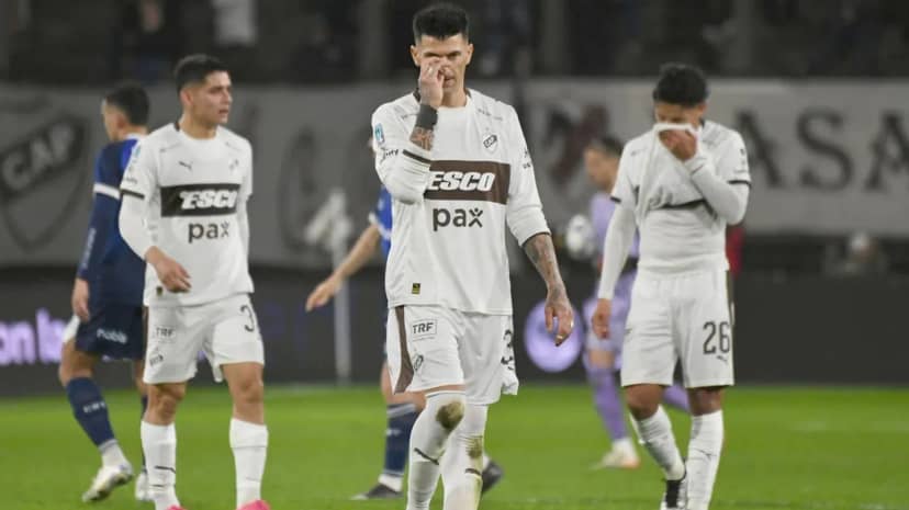 Platense, el día después: lo que dejó la tensión en la tribuna y la goleada que hundió al equipo - TyC Sports