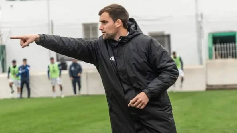 El equipo de la familia Messi se quedó sin entrenador - TyC Sports