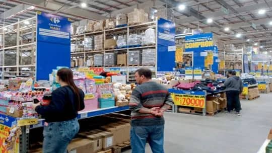 Inflación de julio: el INDEC publica el dato con un anticipo en alza y el consumo todavía en caída