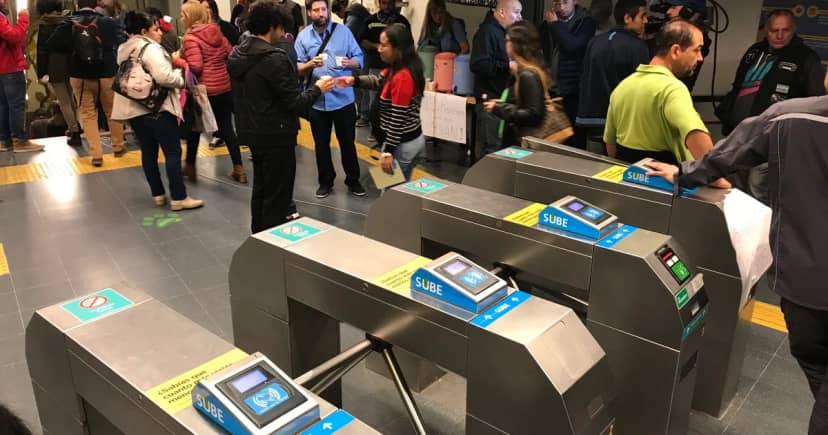 Subsidios al transporte: cruces entre Nación y Ciudad por la eliminación de un descuento de la tarjeta SUBE