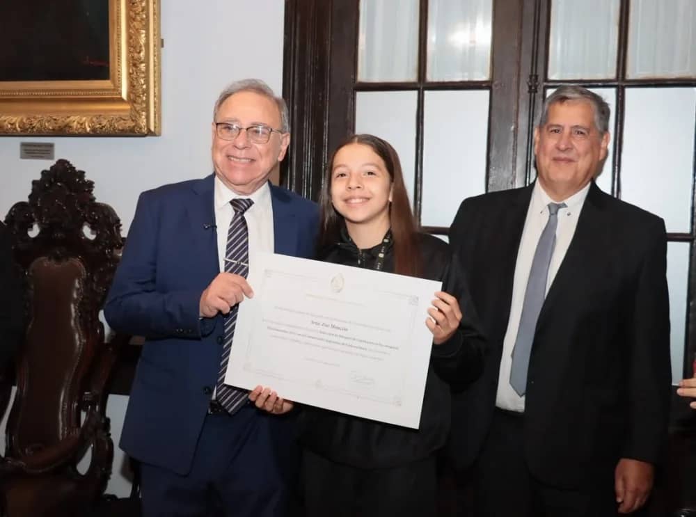 Reconocieron a la Selección correntina de Mini Femenino campeona nacional