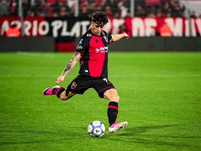 Newell´s empata ante Riestra en un partido parejo