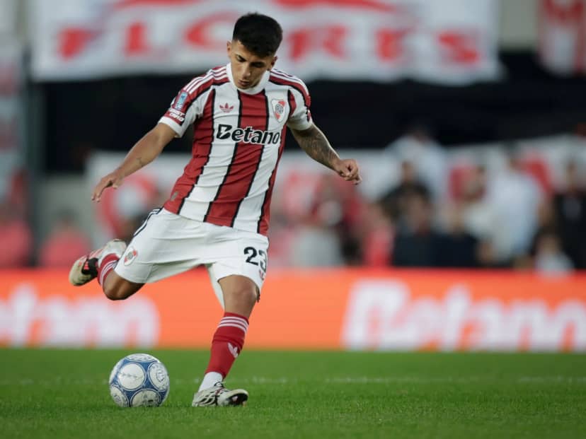 Almada, la claridad y el cambio de ritmo que necesitaba River