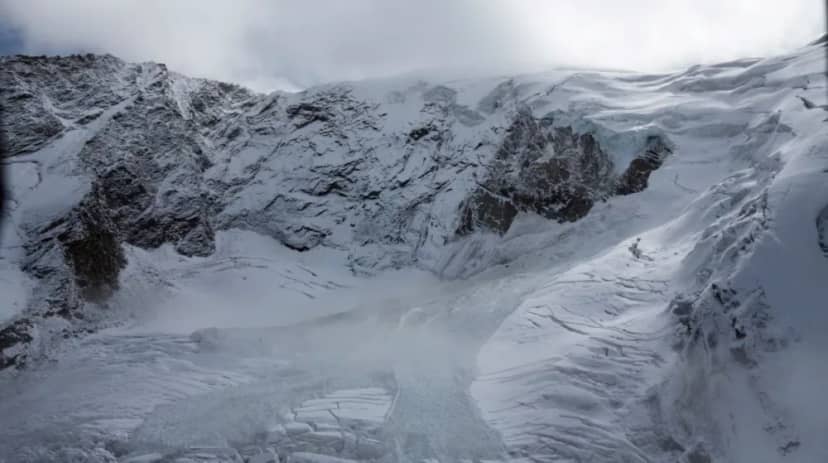 Por el deshielo de un glaciar, encontraron los cuerpos de dos alpinistas desaparecidos hace 34 años