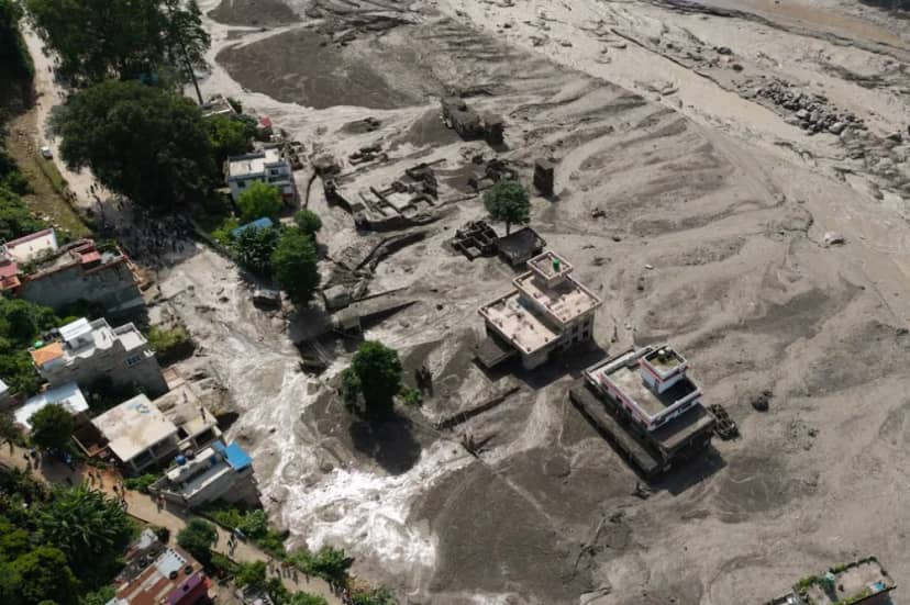 Tragedia en Nepal: ya son 160 los muertos y hay 700 desaparecidos