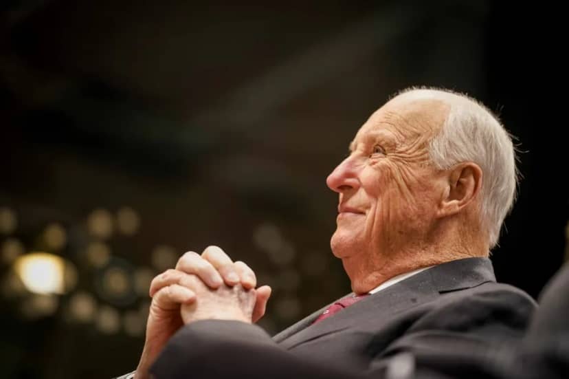 Murió el rey Harald V de Noruega a los 89 años y su hijo Haakon VIII lo sucedió en el trono