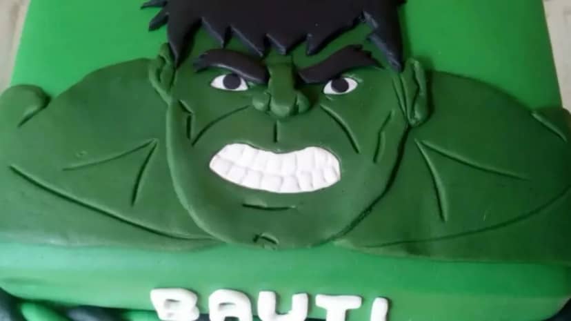 Pidió una torta de Hulk y lo que recibió lo dejó sin palabras: Era un verdadero monstruo