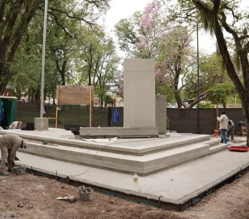 El municipio pone en valor el monumento a Sarmiento con nueva intervención