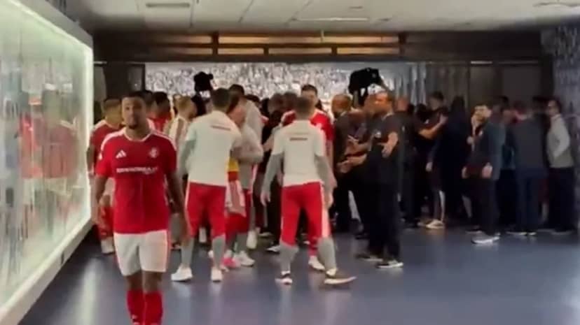 Gremio puso un vals para celebrar los 15 años sin títulos de Inter