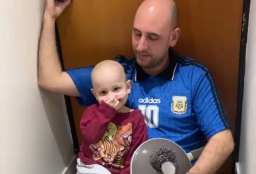 Felipe superó con éxito un trasplante de médula: Está luchando de una manera impresionante