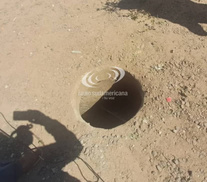 Acusan a Chancho de robar la tapa de una boca de tormenta en el Loma Alta