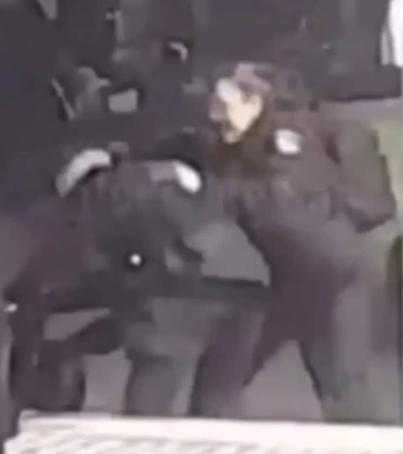 Jujuy: mujeres policías se pelearon en una comisaría por un oficial