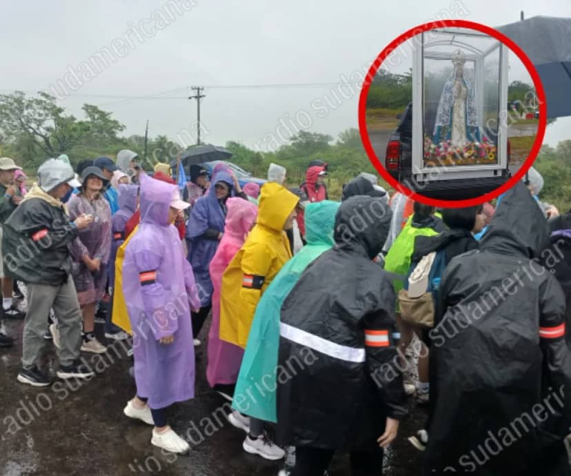 Así arrancaron los peregrinos tempraneros la caminata del NEA a Itatí
