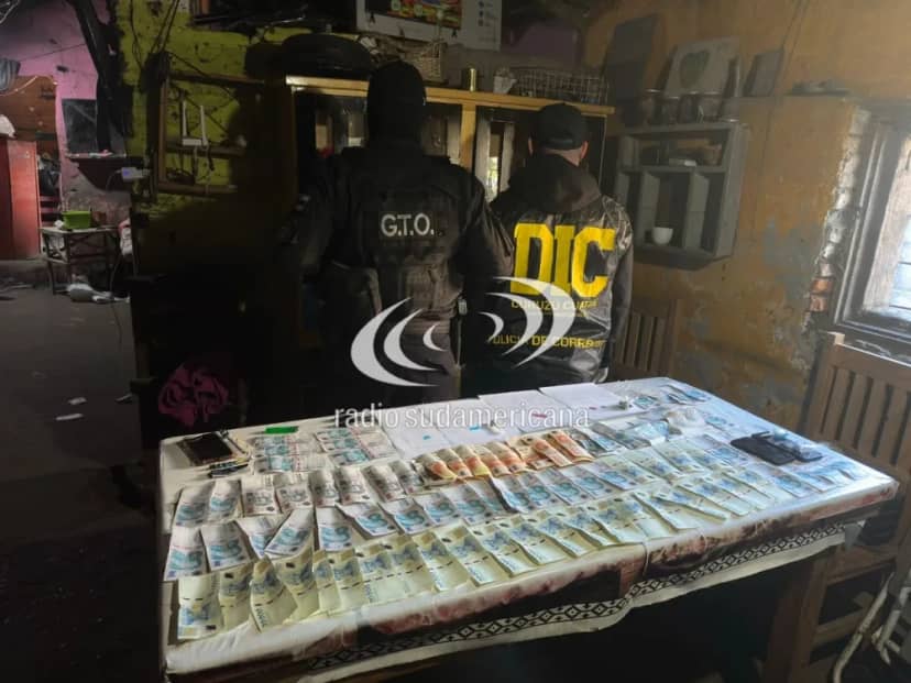 Desbaratan un kiosco narco y secuestraron tres millones de pesos