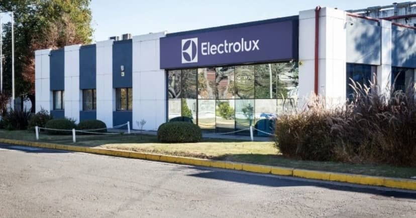 Electrolux deja de fabricar en la Argentina: solo venderá productos importados