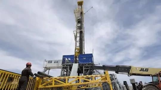 “Es un viento a cola que viene bien”: en RDEco analizaron cómo influye el precio del petróleo en los proyectos de Vaca Muerta