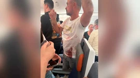 Una “pelea entre pilotos” y pánico entre los pasajeros: Israel investiga el incidente de FlyDubai como posible atentado terrorista