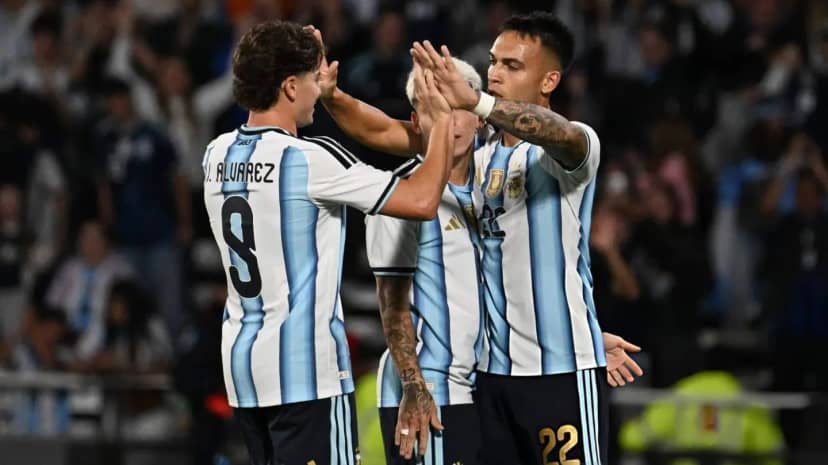 Cómo funcionó la dupla Julián Álvarez - Lautaro Martínez, el doble nueve post-Messi - TyC Sports
