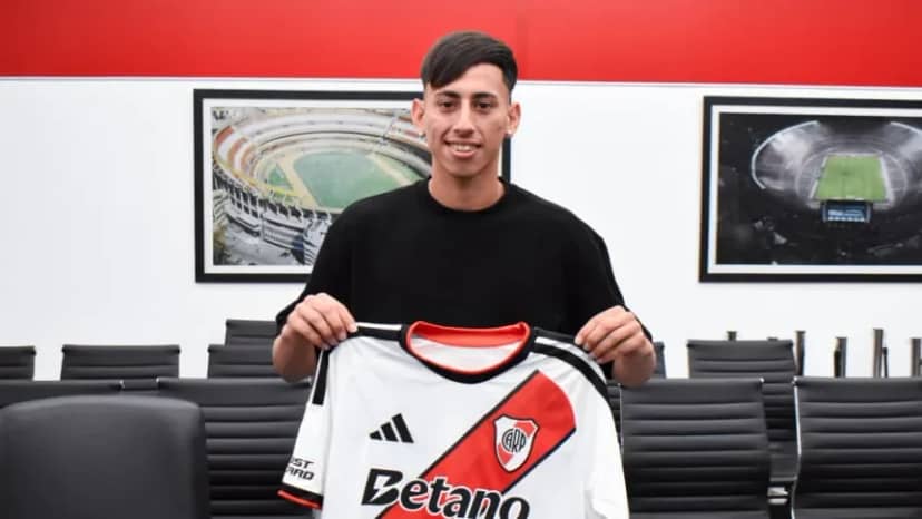 Blindados: dos jugadores de River firmaron su primer contrato profesional - TyC Sports