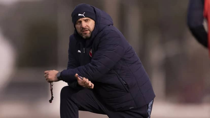 Todavía con algunas dudas, el once que se perfila para recibir a Instituto  - TyC Sports
