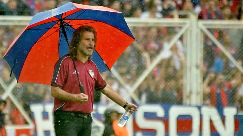 Insua palpitó la visita de San Lorenzo a Defensa y jugó al misterio con el equipo: "Todavía no está confirmado" - TyC Sports