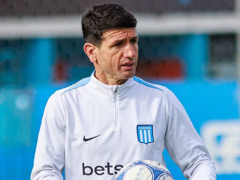 La formación de Racing, el debut de Chirola Romero y una racha que buscará cortar