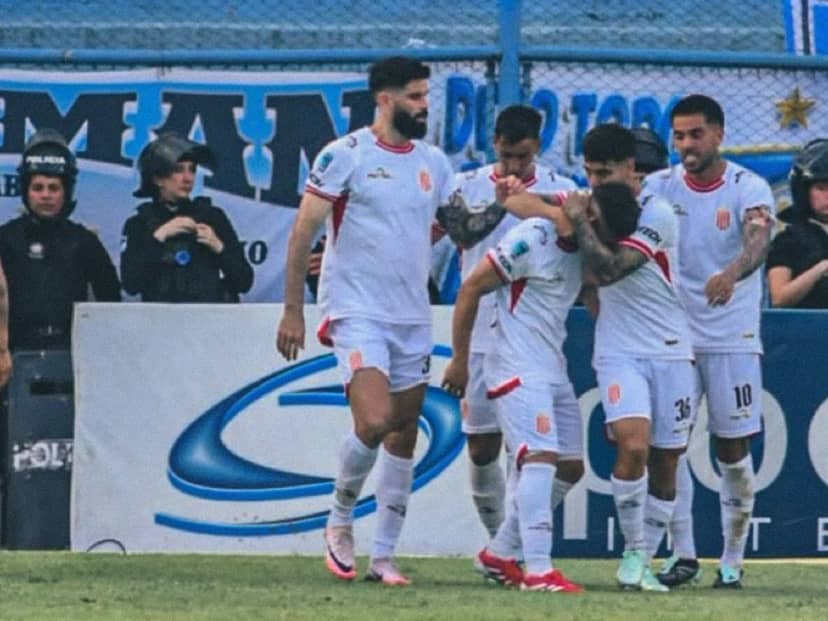 Barracas le ganó un partidazo a Atlético Tucumán y sacó a River de puestos de playoffs