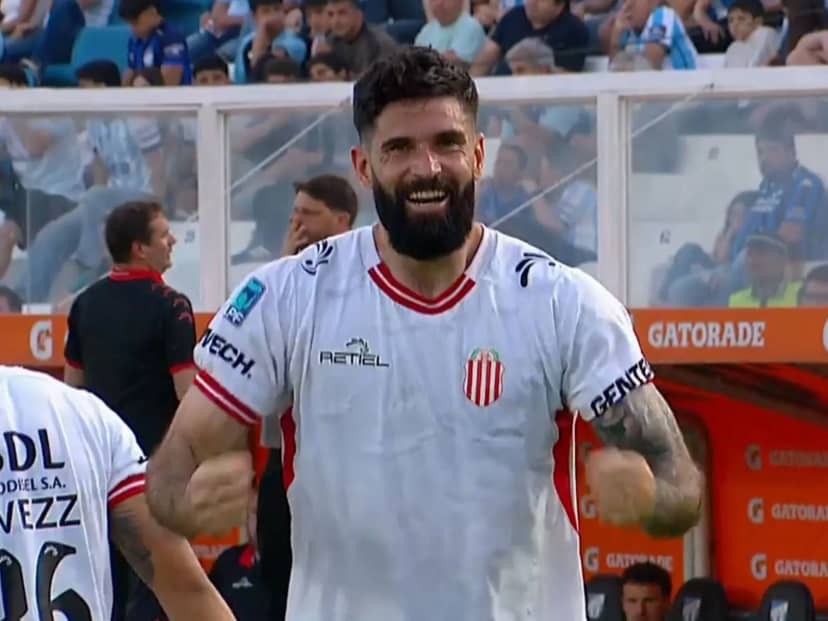 El ex Boca que metió un doblete después de un año y medio sin goles y sacó a River de playoffs