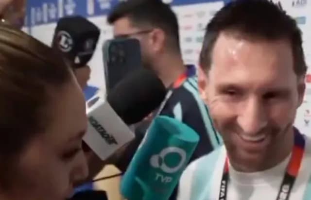 Si te saludo, porque te saludo: el gesto de Lionel Messi con Sofi Martínez