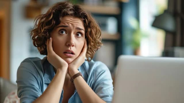 Alerta por una estafa que combinó anuncios en la red social X y funciones de las MacBook para distribuir malwares