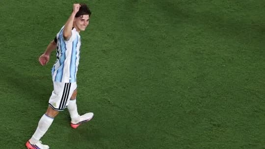 Tenemos un héroe, se llama Julián