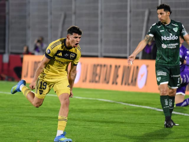 Tirale Flores: debut y gol del pibe