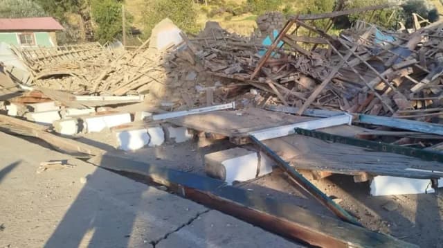 Sismo de magnitud 5,1 sacudió Perú: al menos 5 muertos y 32 heridos
