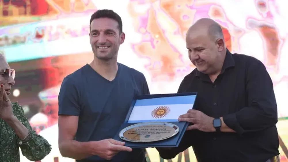 Homenaje a Scaloni en Pujato: Queremos devolver el cariño que nos dio