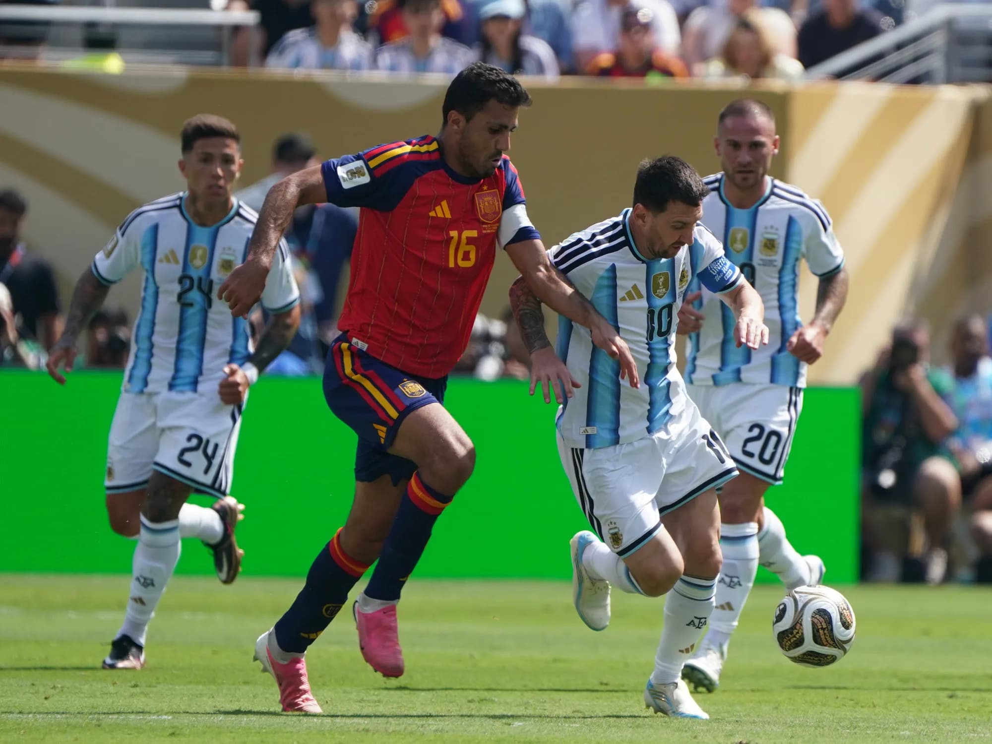 Messi sí, Rodri no: la IFFHS eligió a Leo como el mejor del Mundial