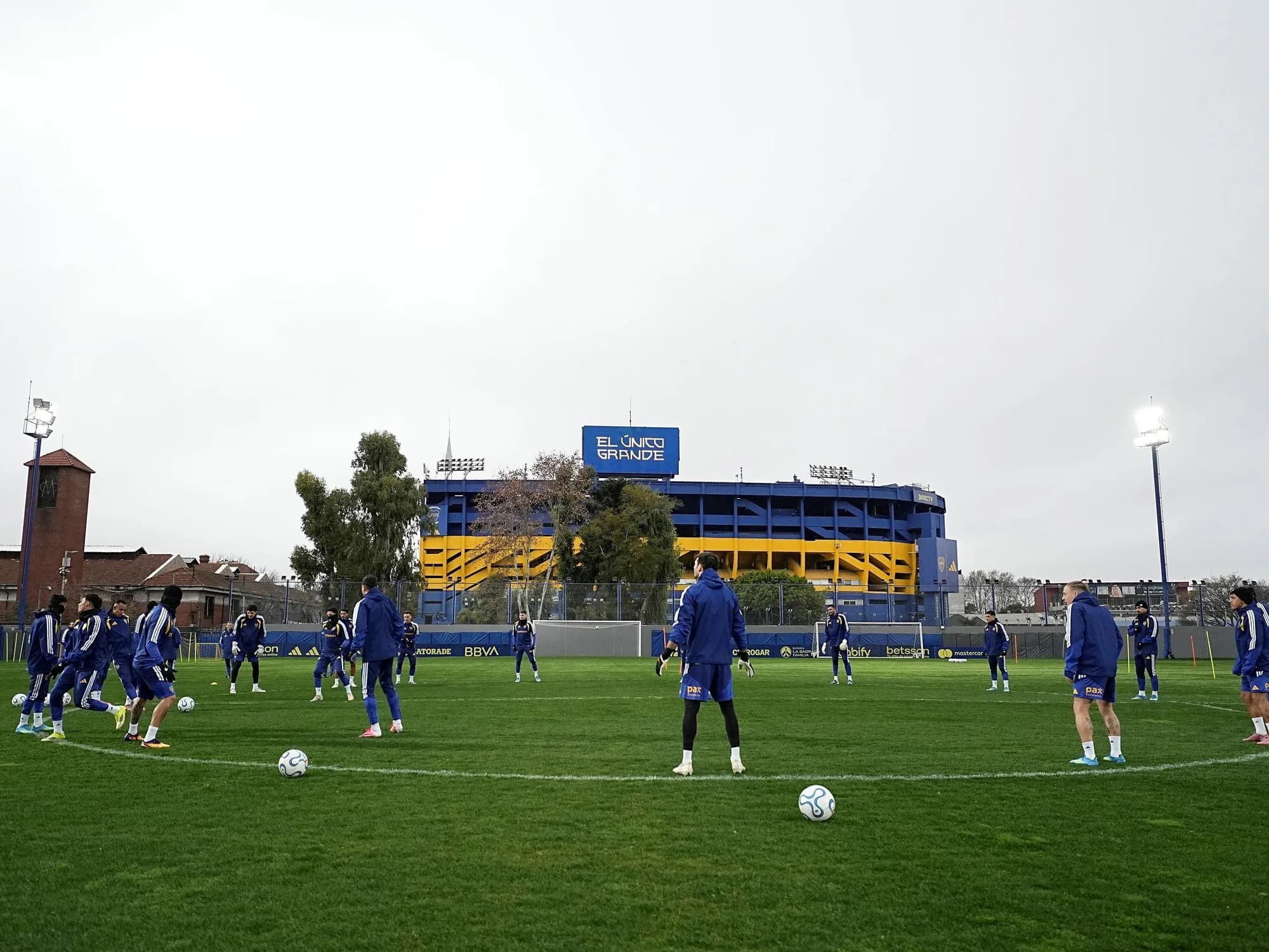 La renovada lista de convocados de Boca vs. O'Higgins, con los recién llegados y bajas de peso