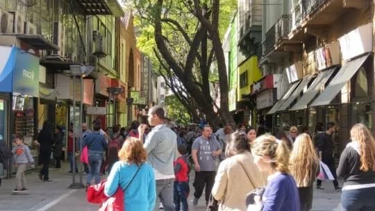 Alerta en Córdoba: el comercio informal ya representa el 32% de las ventas y crece con fuerza